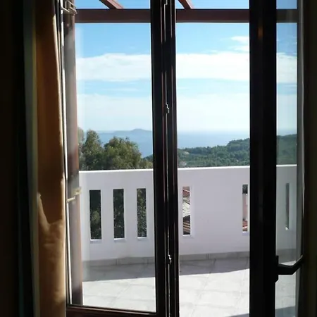 Magnolia Apartment In The Old Village, Alonissos アパート *