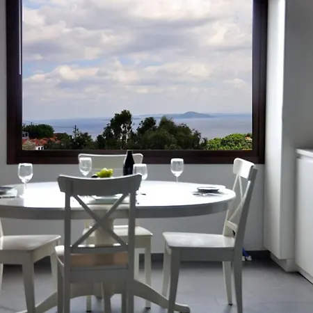 Magnolia Apartment In The Old Village, Alonissos * Alónnisos