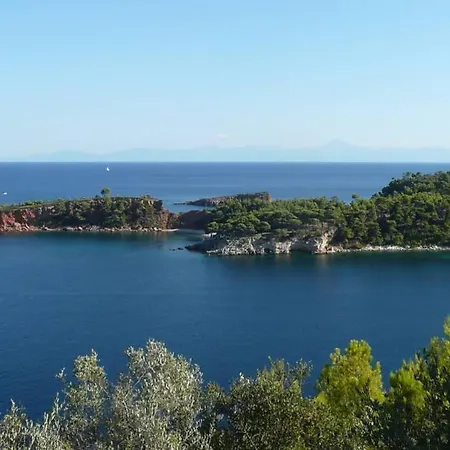 Magnolia Apartment In The Old Village, Alonissos